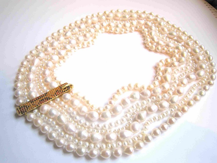 Pearl necklace silver, goldplated